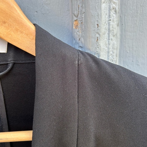 Babaton Black Power Hip Blazer, size 0 - Picture 8 of 12